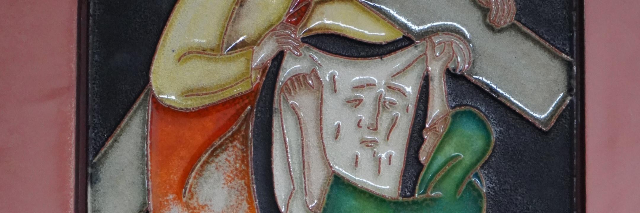 Kabo-Kirche: Emaillearbeit: Kreuzwegstation 6 - Veronika reicht jesus das Schweißtuch